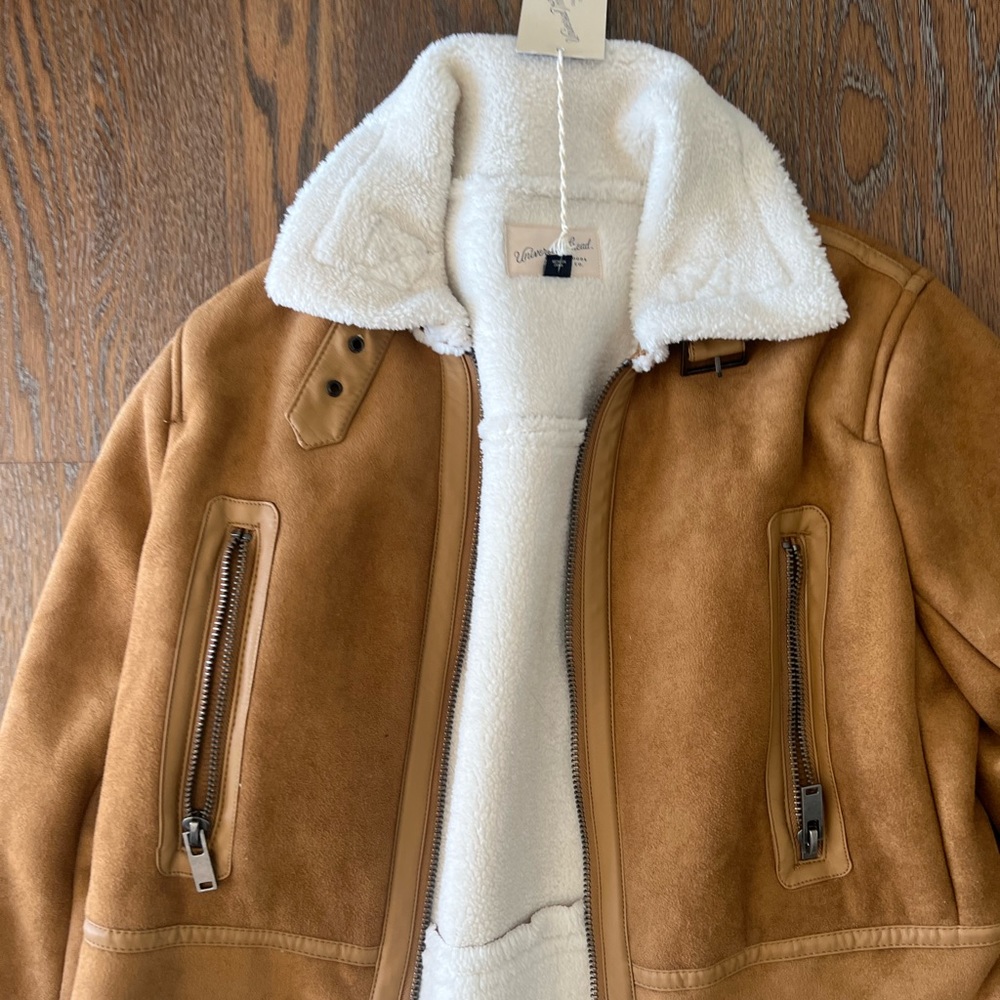 Jacket - Picture 2 of 4